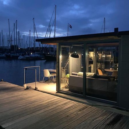Hotel Houseboat De Amstel Monnickendam Esterno foto