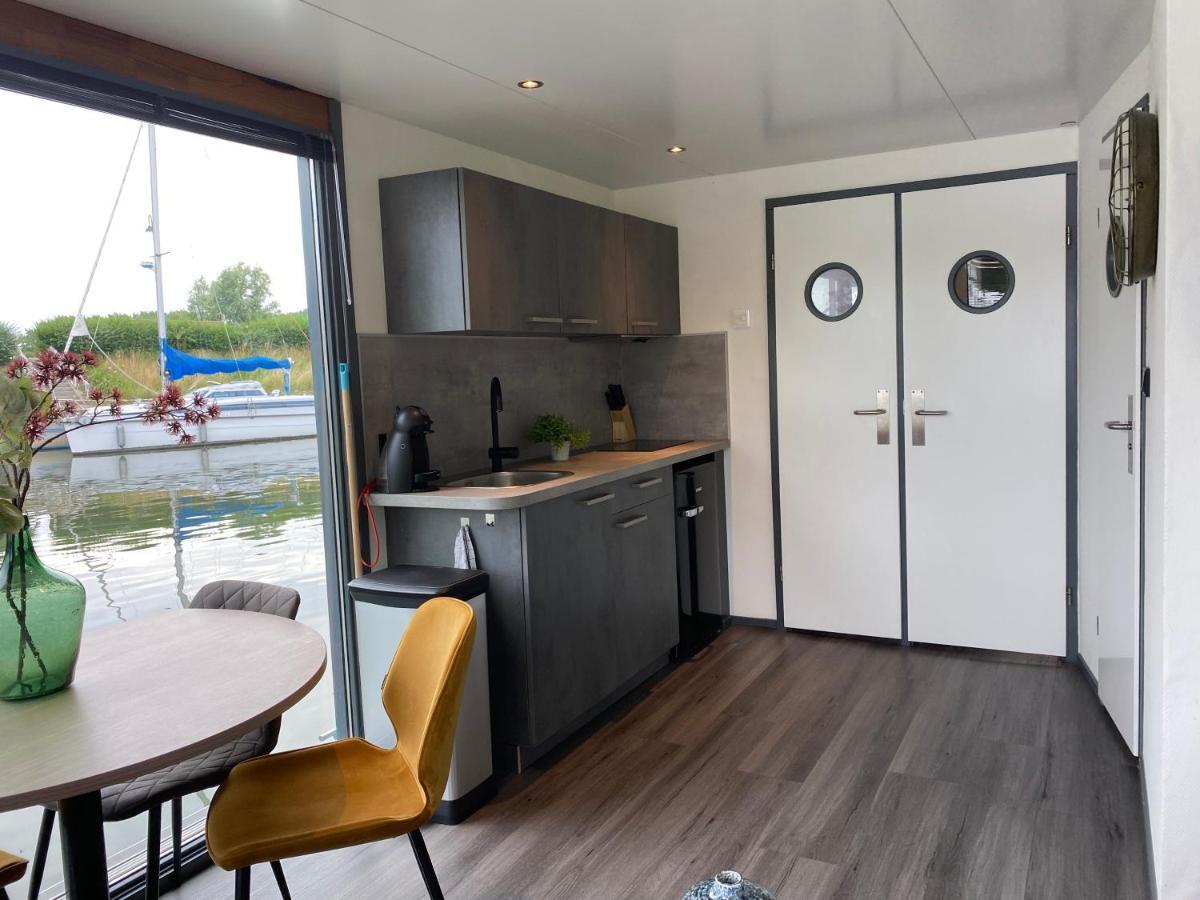 Hotel Houseboat De Amstel Monnickendam Esterno foto